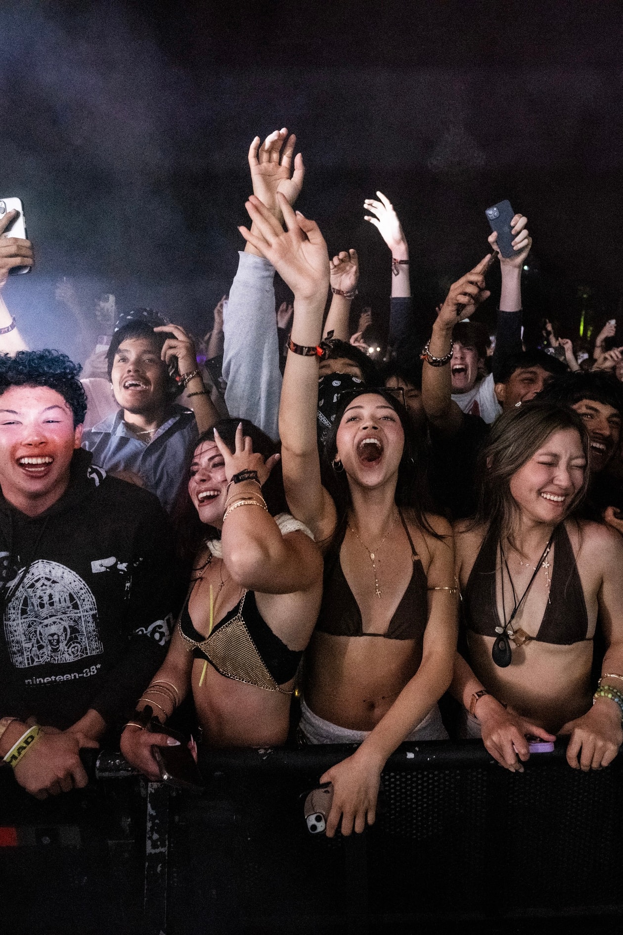 音乐带来的摇摆能量，如何帮助年轻人在尽兴摇摆中展现自我