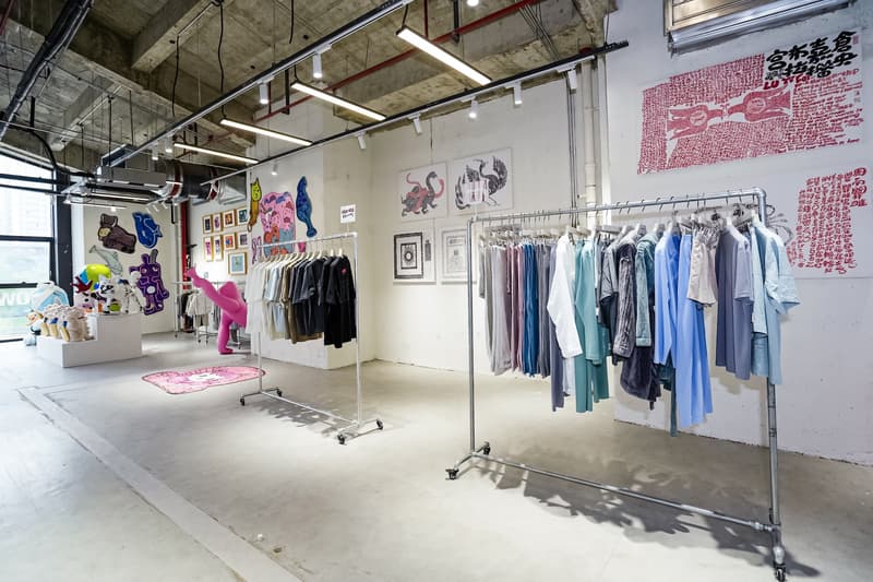 走进 RÈSIMPLE SHOWROOM 2025 秋冬系列预览