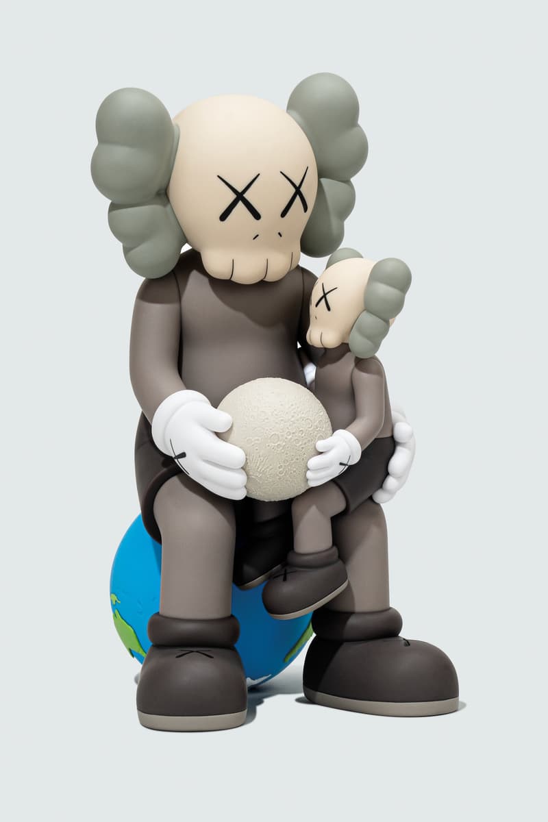 《KAWS:HOLIDAY》泰国站限量系列完整揭晓