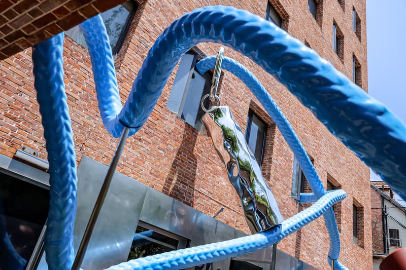 SPOSH 似泊开拓户外美妆新领域，呈现钛金属概念产品