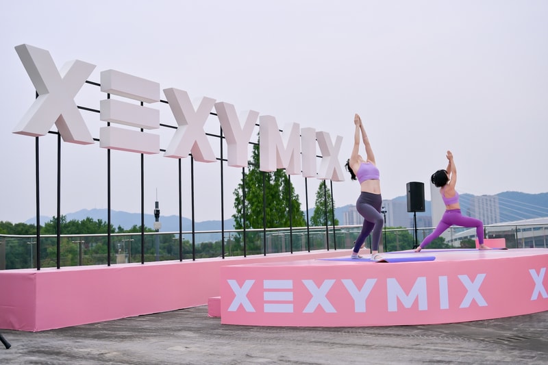 XEXYMIX 举办十周年落日瑜伽