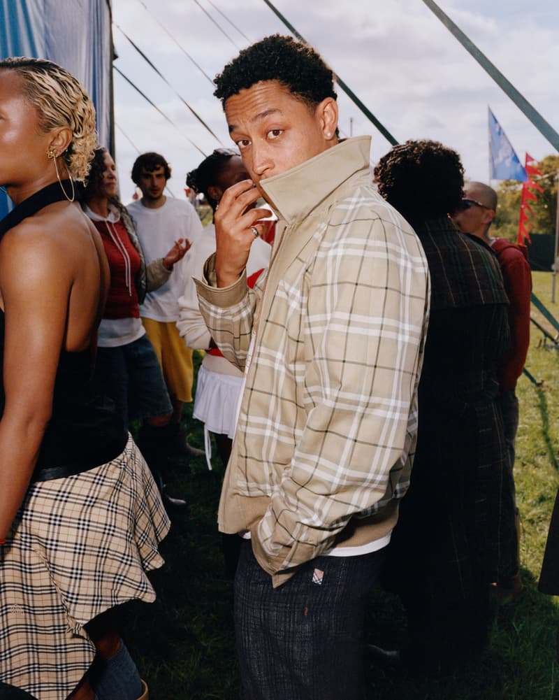 Burberry 发布「Burberry 盛夏乐章」广告大片