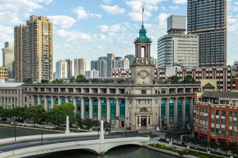 Louis Vuitton 于上海邮政博物馆开设限时书店及文具店