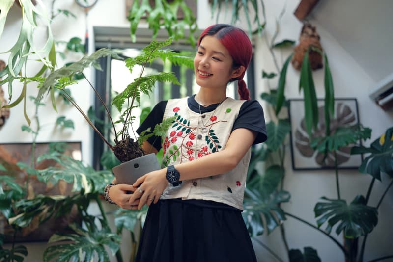 G-SHOCK 以 GEN-Z 视角呈现 ICONIC 抗摔手表系列大片