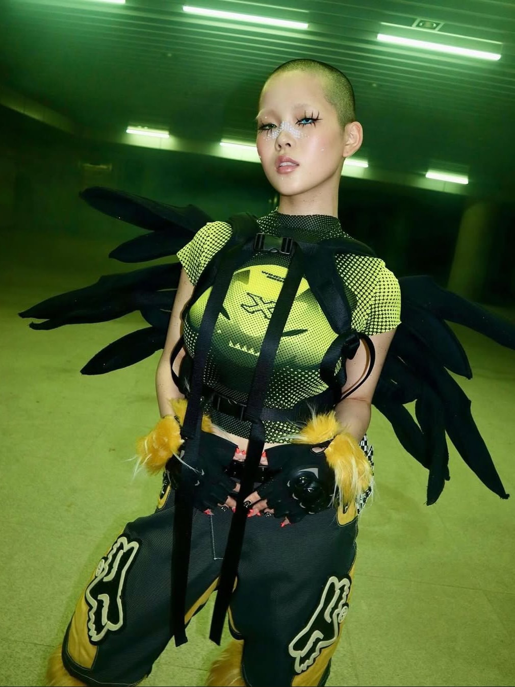 为何 BLACKPINK、NewJeans、XG 频繁上身中国设计师品牌｜HB 观察