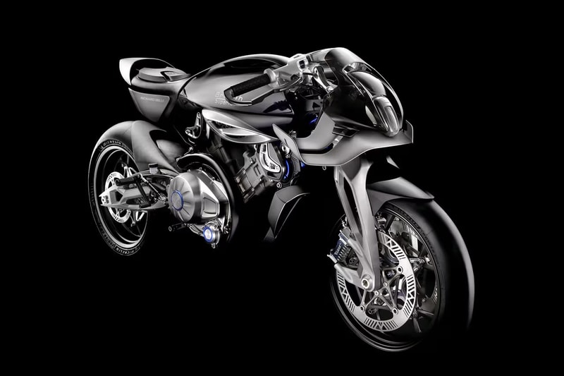 Richard Mille 攜手 Brough Superior 打造全球限定 150 輛 RMB01 競速車型