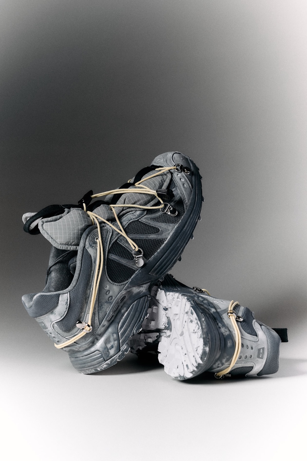 闪耀巴黎！Salomon 携手 Hypebeast 打造「Road to the Future」特别纪录片