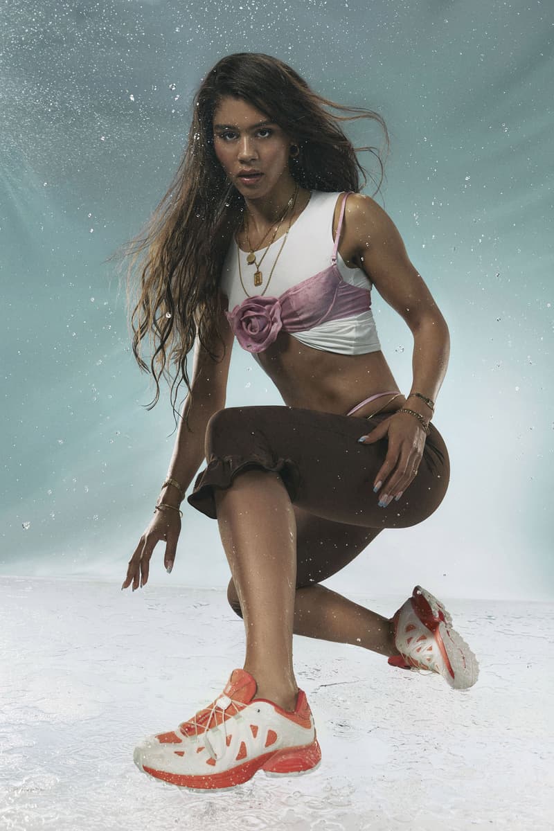 Salomon 与 Ama Lou 合作推出 XT-WHISPER VOID AMA 签名鞋款