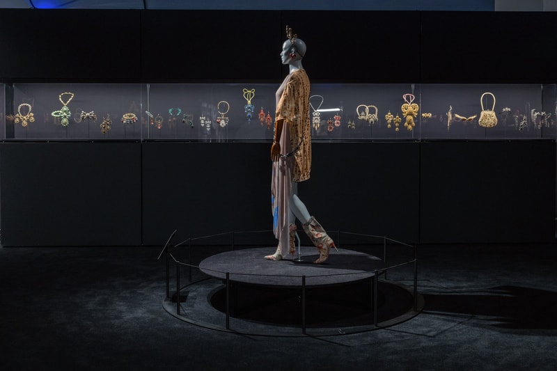 Vivienne Westwood《她和她的珠宝展》品牌巡回展开启上海站