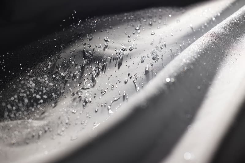 Arc'teryx 发布全新 Pro 级全能山地硬壳 Beta AR