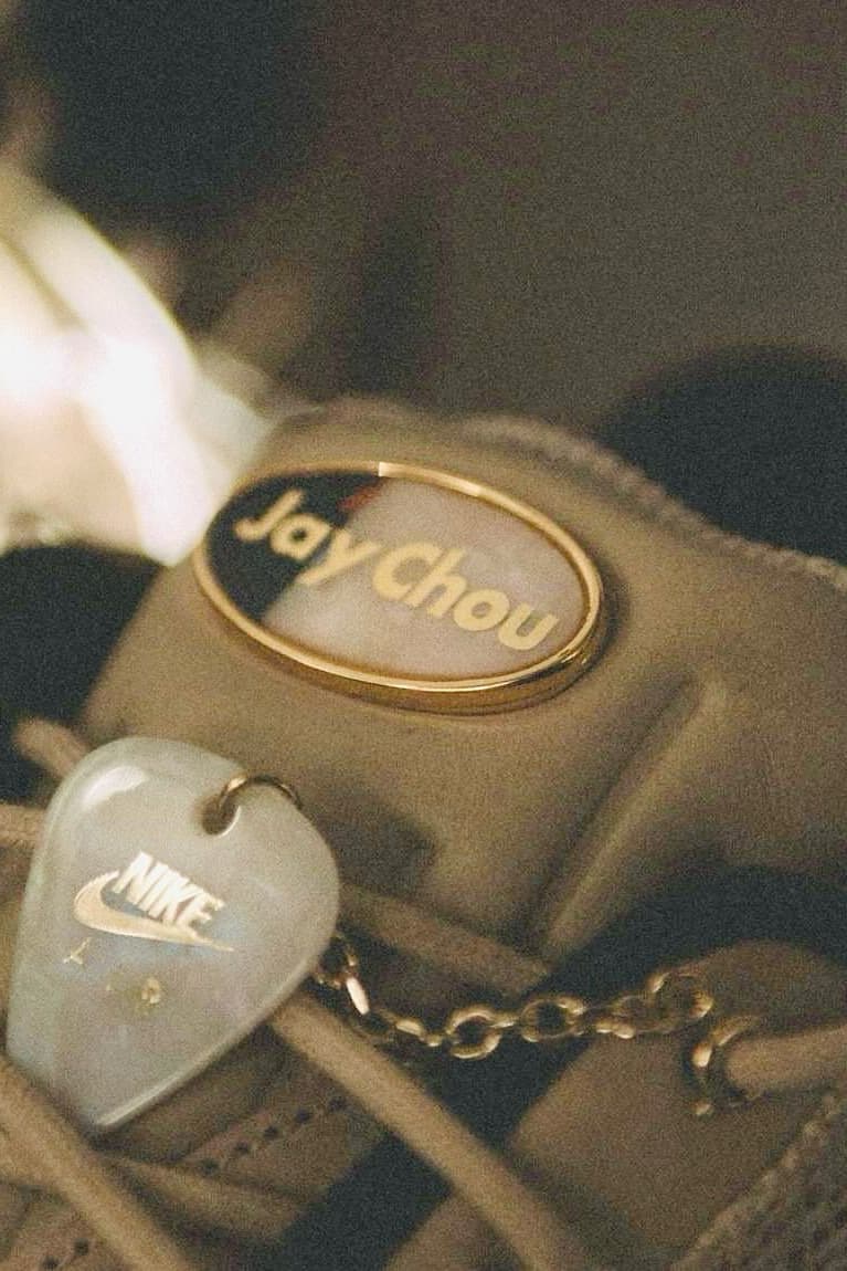 周杰伦亲自曝光 Air Max 95 合作鞋款