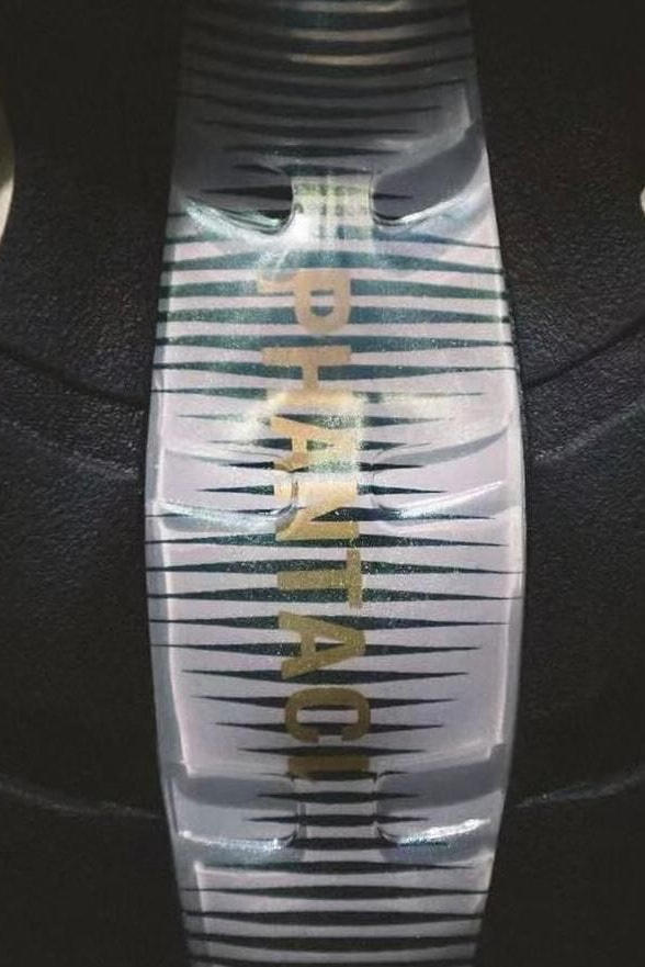 周杰伦亲自曝光 Air Max 95 合作鞋款