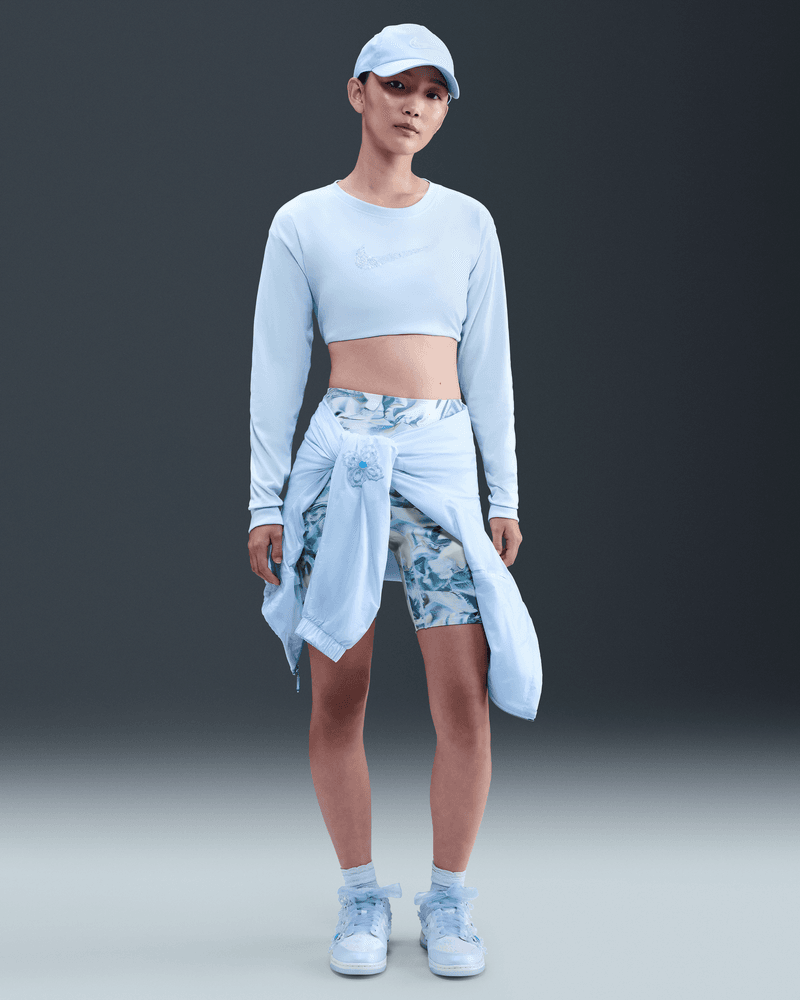 耐克携手 SUSAN FANG 合作女性艺术家系列，礼赞运动的自然之力