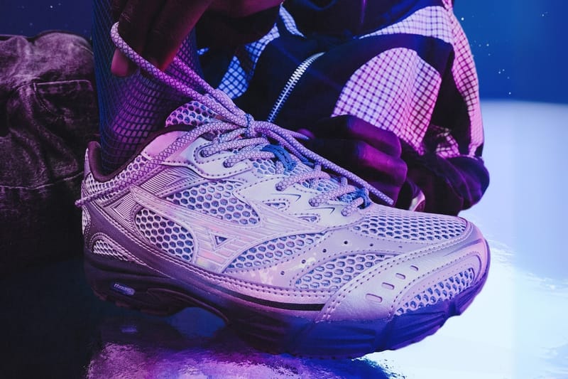 極光遇上航天美學：Mizuno MXR 全新系列「Space Lights」登場