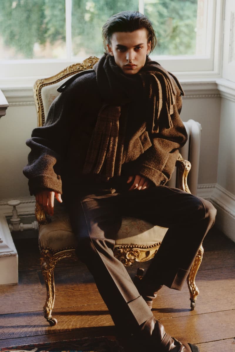 Burberry 隆重呈献 2025 冬季宣传大片《庄园漫游》