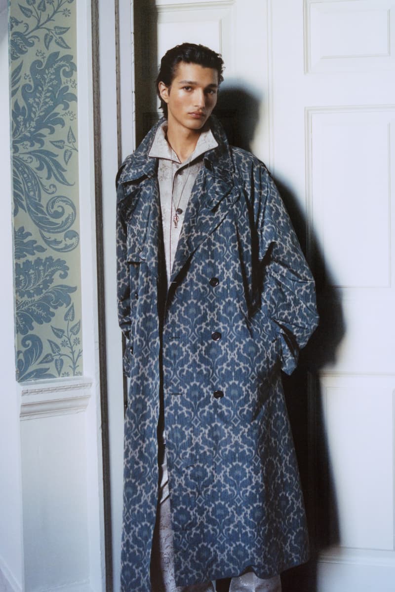 Burberry 隆重呈献 2025 冬季宣传大片《庄园漫游》