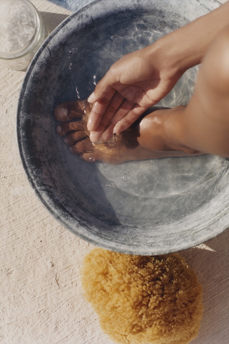 BIRKENSTOCK 推出全新 CARE ESSENTIALS 系列