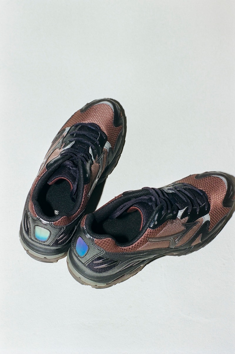 Mizuno Sportstyle 携手 VAINL ARCHIVE 推出全新联名 Wave Rider 10