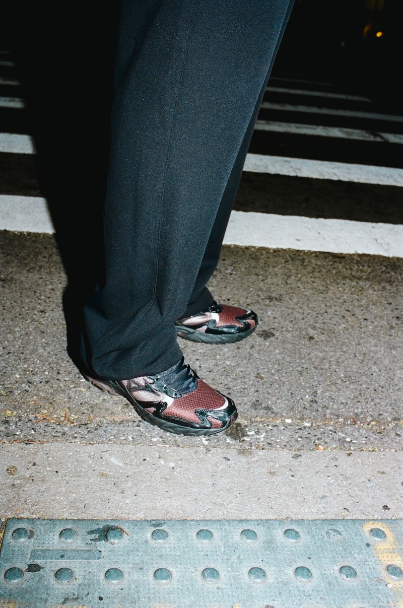 Mizuno Sportstyle 携手 VAINL ARCHIVE 推出全新联名 Wave Rider 10