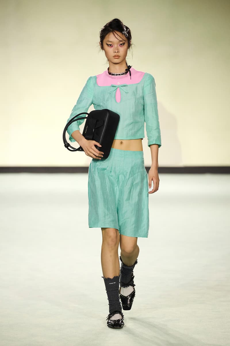 SHUSHU/TONG 2026 春夏系列登场