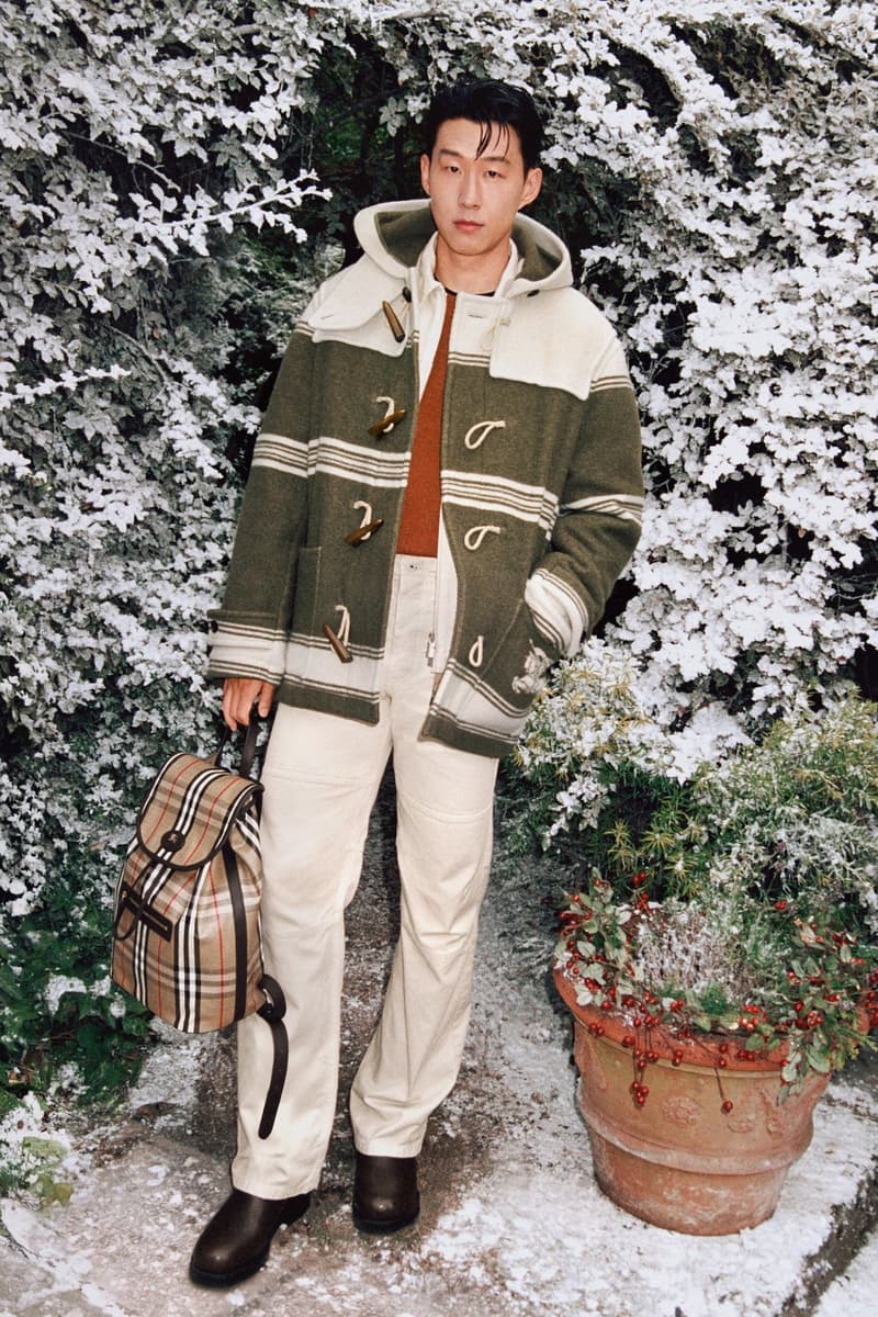 Burberry 呈献 2025 全新大片《佳节「骑」遇》