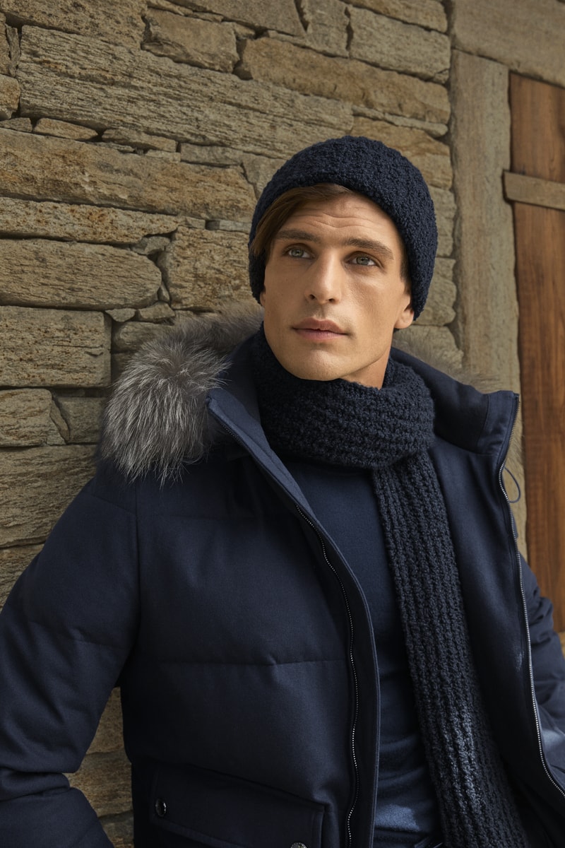 CANALI 呈献 Chalet 胶囊系列