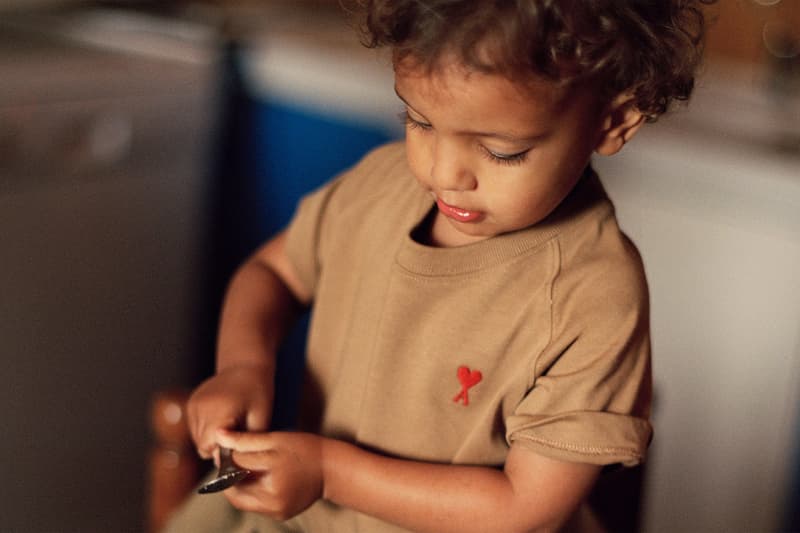 Ami Paris 发布节日限定系列