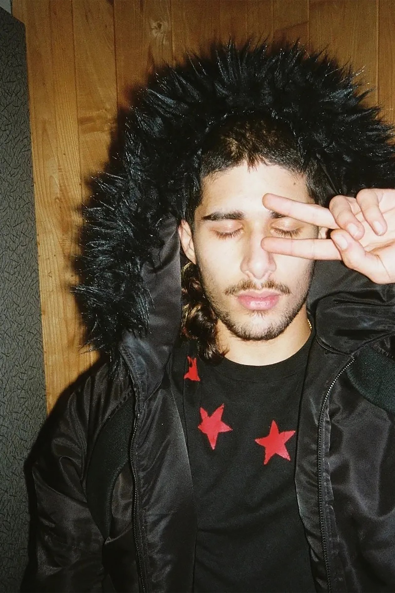 被 Supreme 青睐的 20 岁说唱歌手，关于 fakemink 你需要知道的五件事