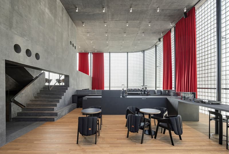 走进 Wooyoungmi Itaewon 全新旗舰店