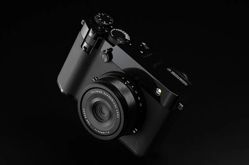 Hiroshi Fujiwara 打造 fragment design x Fujifilm GFX100RF 联名特别版相机