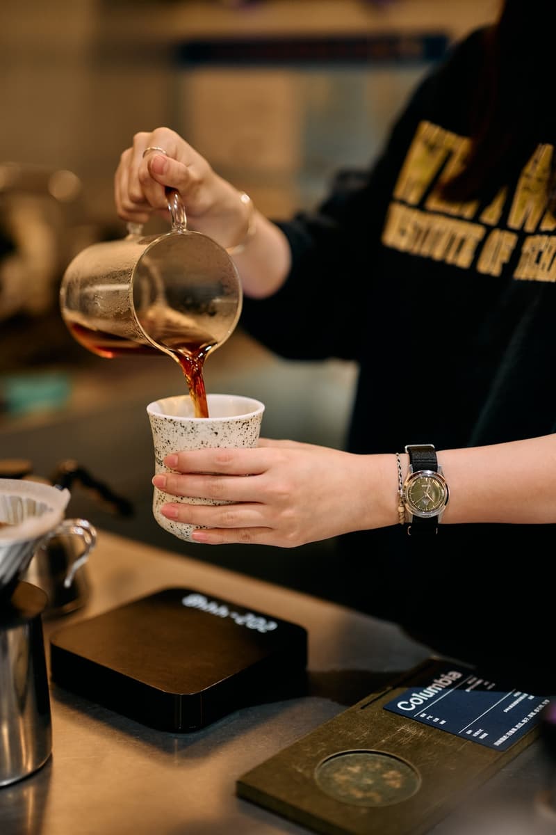 SLAB TOWN 携手上海表打造联名限定版腕表