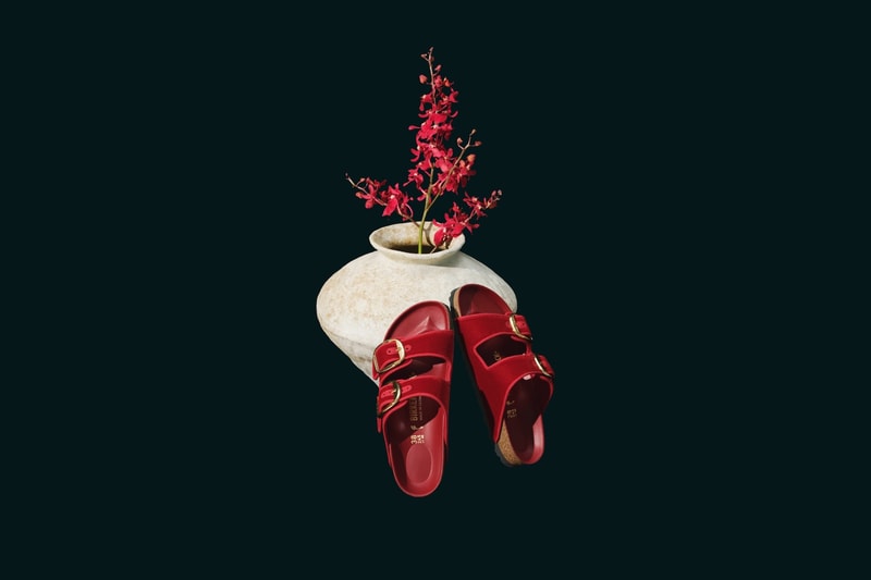 BIRKENSTOCK 推出 2026 马年新春系列