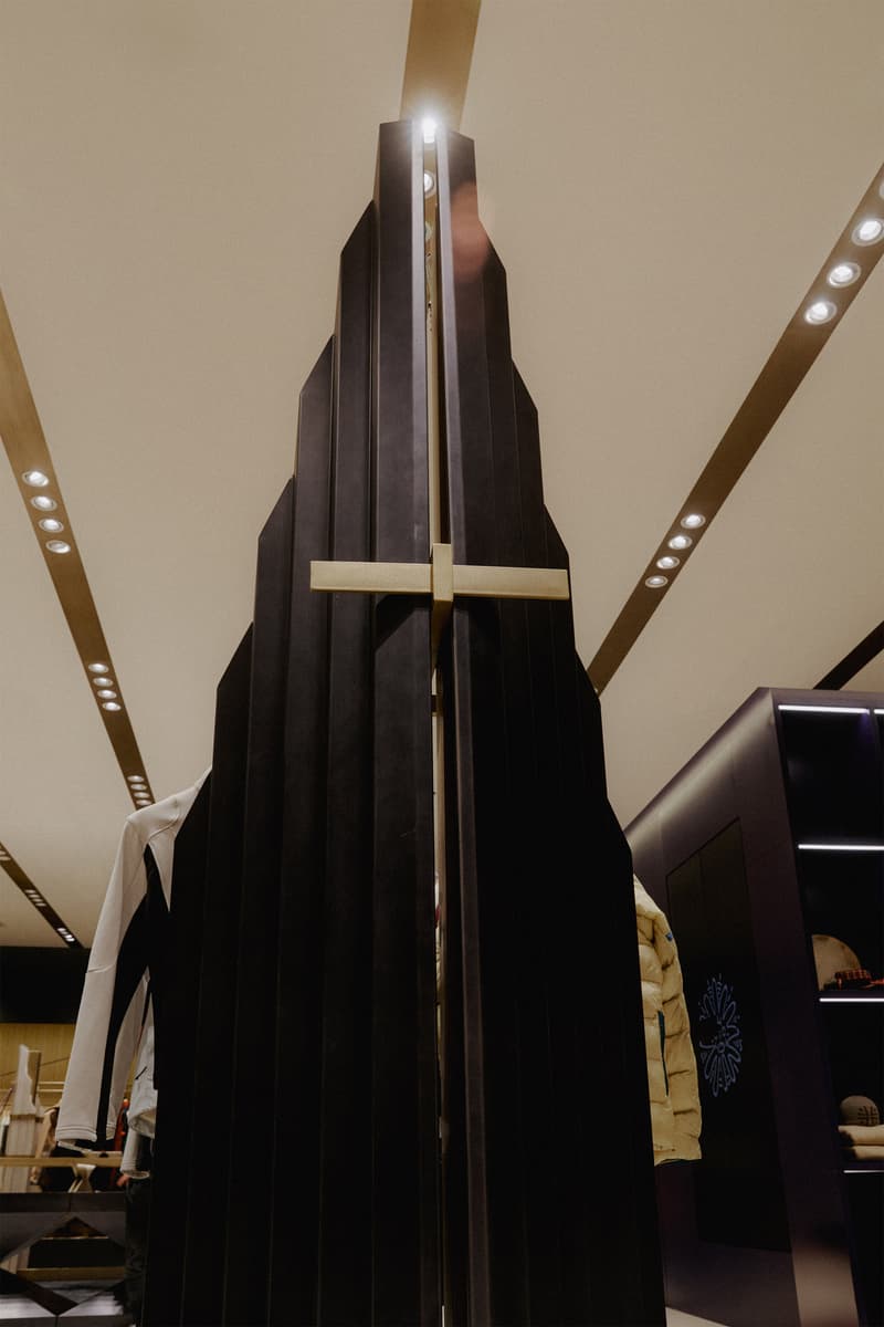 走进 UPPERVOID 上海万象城全新店铺