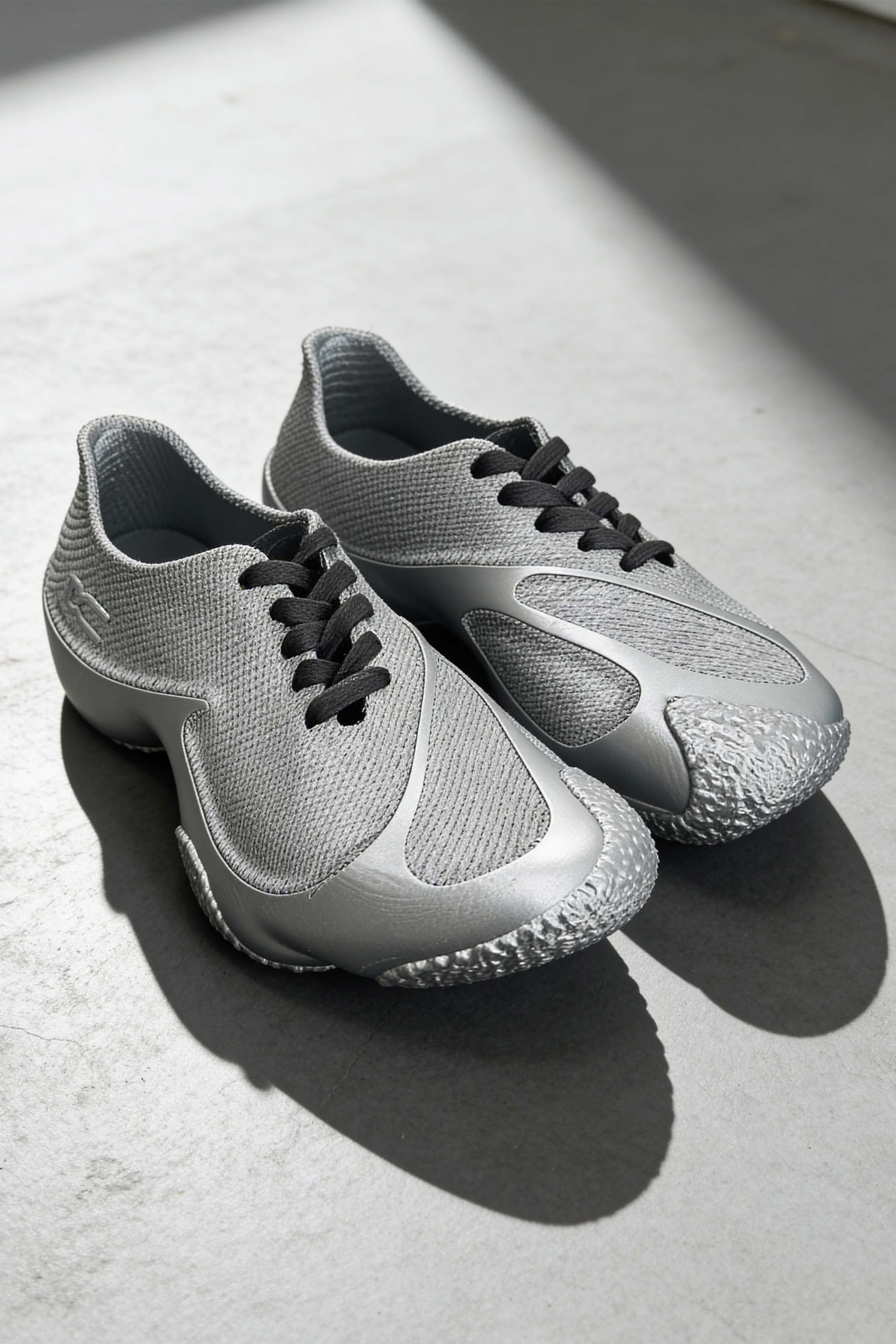 现在，你在家就能 3D 打印一双 SCRY 鞋履