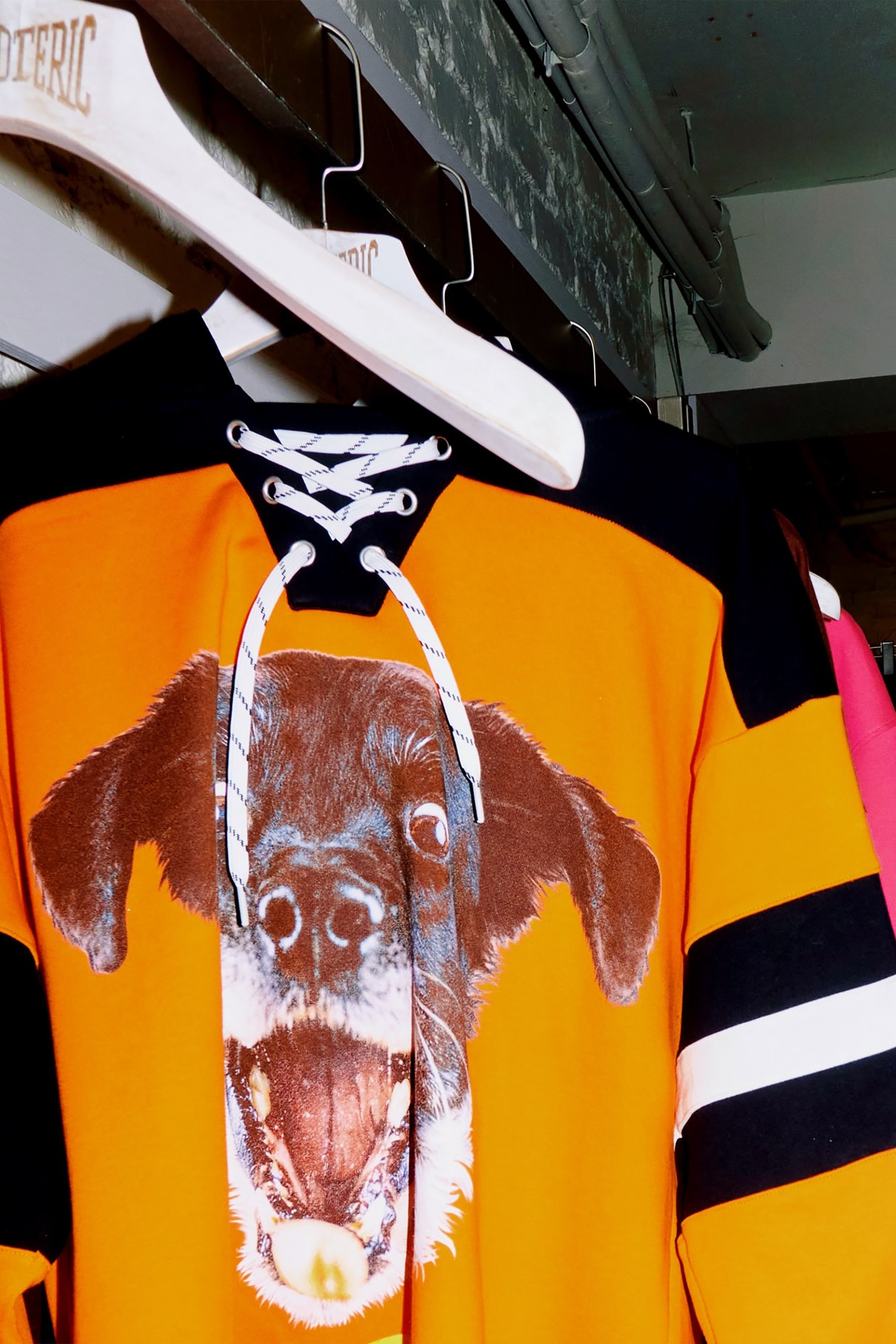 本土街头与时装品牌之间究竟会碰撞出什么样的火花？｜设计师对谈