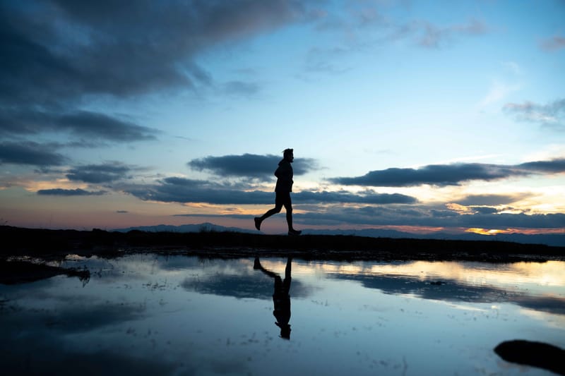 SALOMON 携手著名导演袁和平发布新年大片