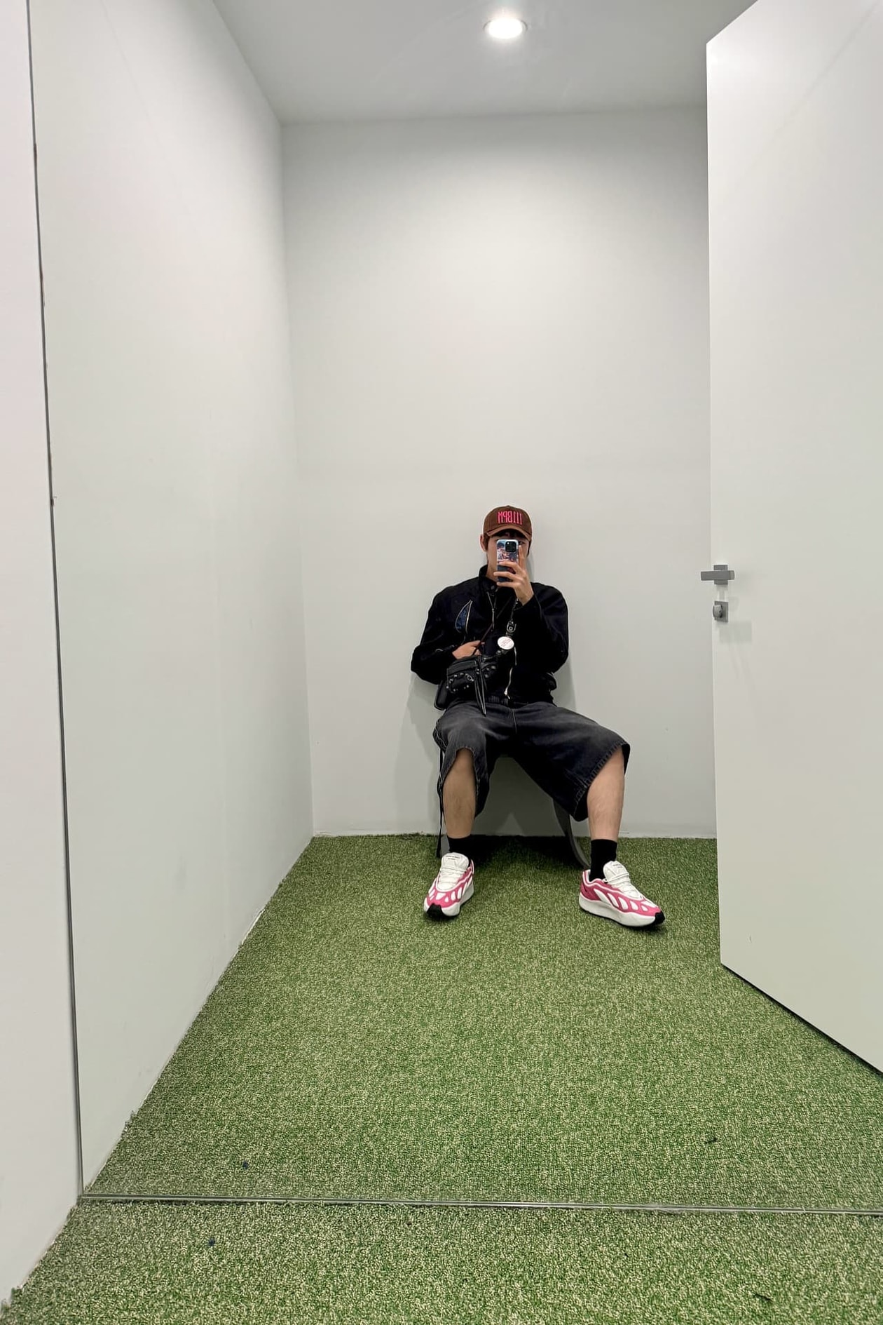 Essentials: 视觉与造型总监 Actoy 分享必备单品