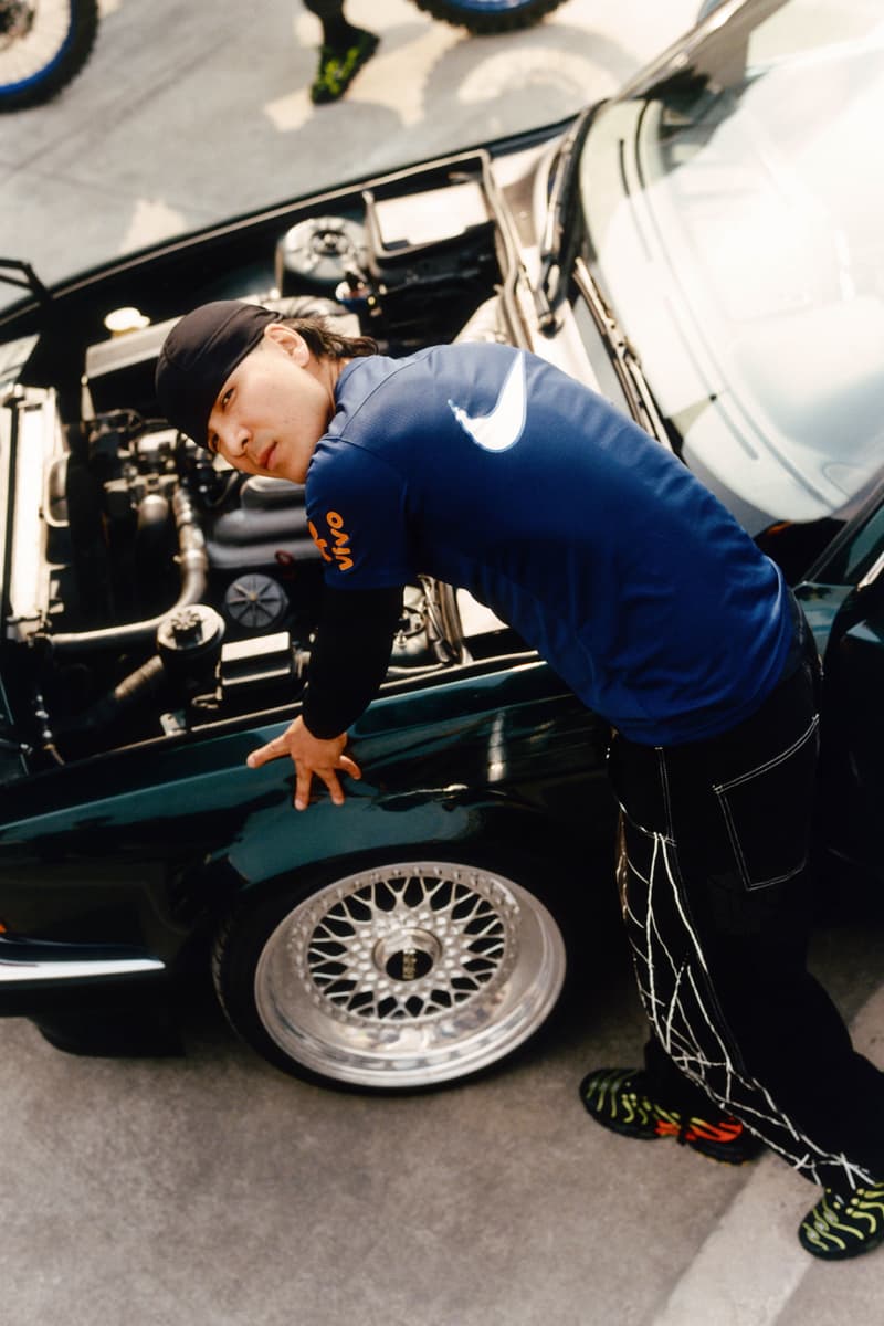 马海伦发布记录新疆地下说唱社群的摄影 Zine《YAXLAR》