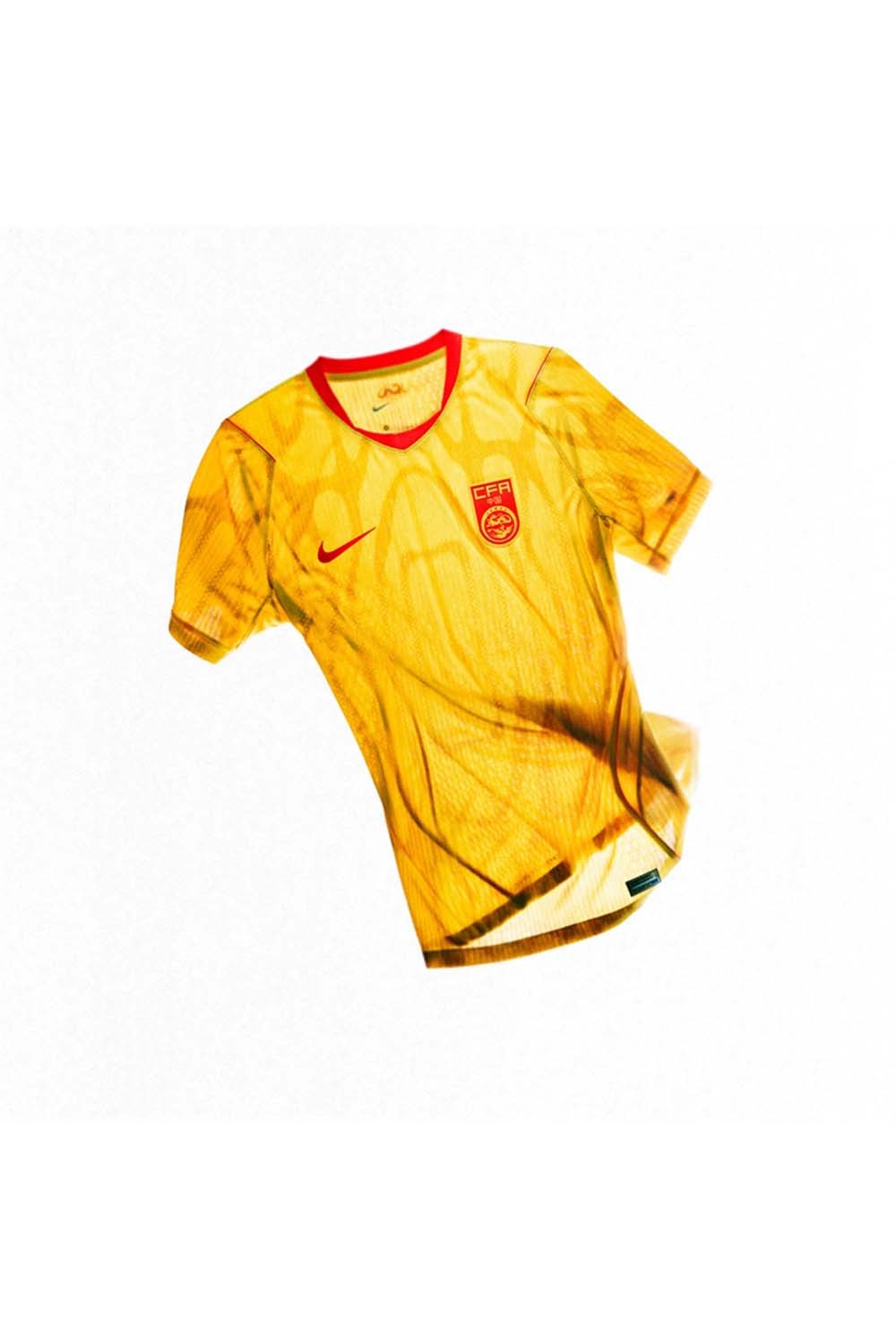 世界杯哨响之前，足球的运行方式就已经被 Nike 改写？