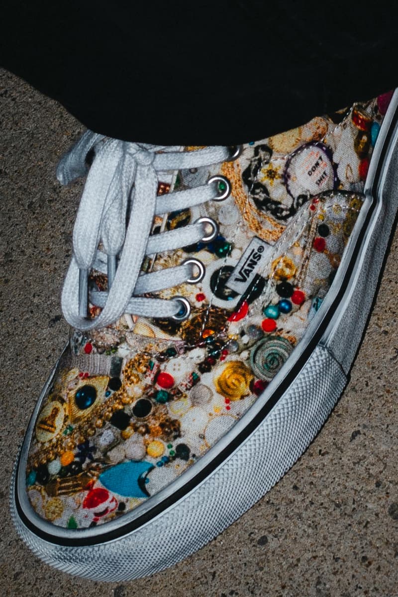 Supreme、Mike Kelley 艺术基金会与 Vans® 合作推出全新 Half Cab 和 Era 鞋款