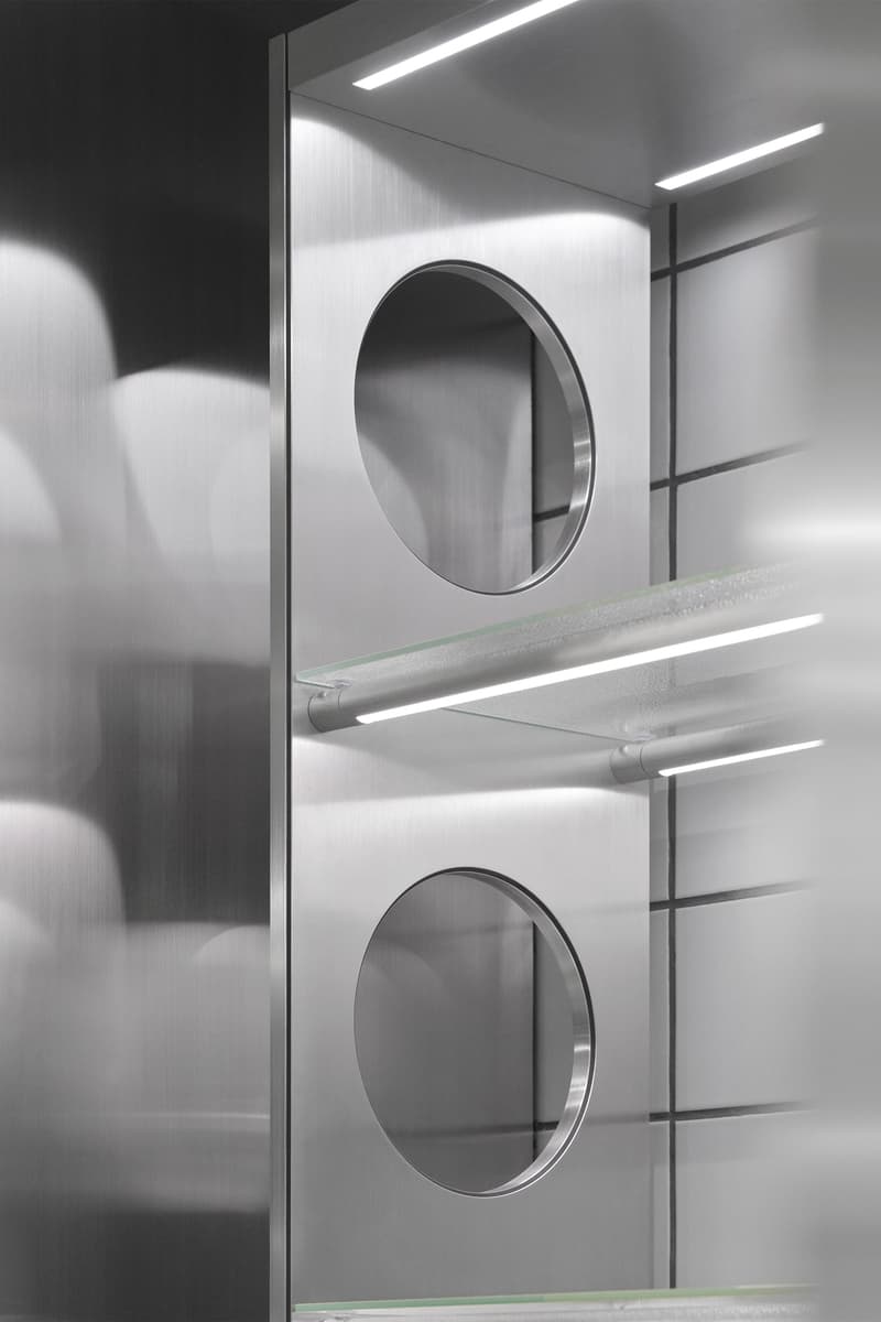 Rains 亚洲首家旗舰店插旗上海