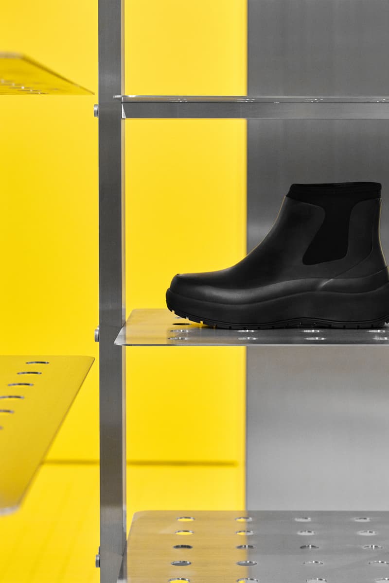 Rains 亚洲首家旗舰店插旗上海