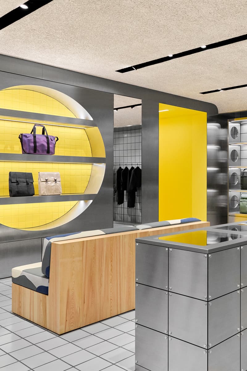 Rains 亚洲首家旗舰店插旗上海