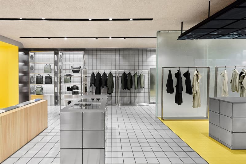 Rains 亚洲首家旗舰店插旗上海