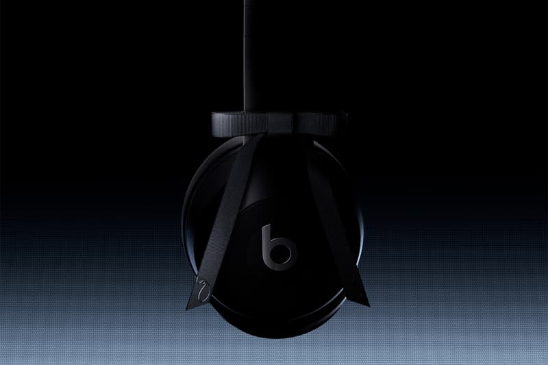Beats 携手 JENNIE 带来玛瑙黑特别版头戴式耳机
