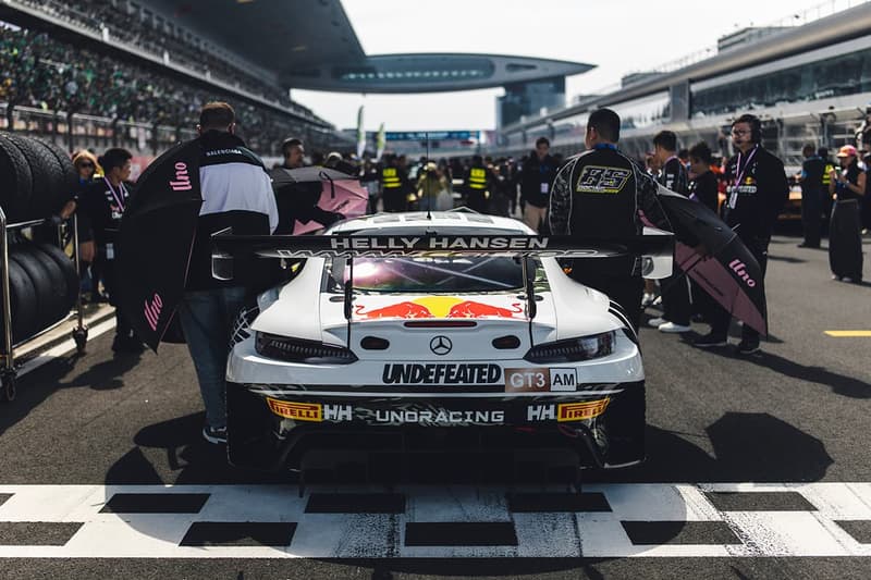 UNDEFEATED 赞助赛车手王一博