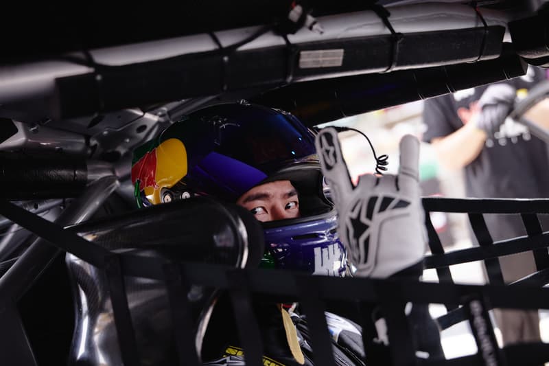 UNDEFEATED 赞助赛车手王一博