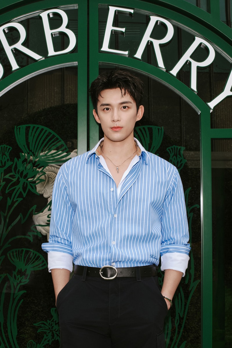 Burberry 于上海恒隆广场揭幕「盛夏秘境」限时精品店