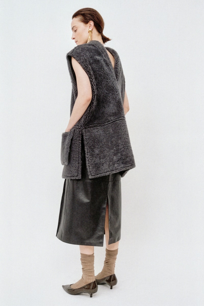 Carven 发布 2026 早秋系列