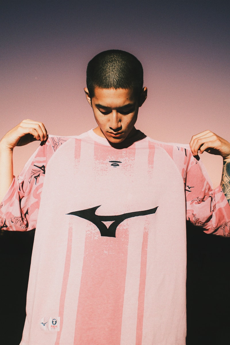 AAPE 携手 MIZUNO 推出全新联名系列